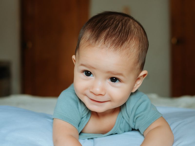 Bebé sonriente